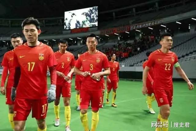 必威体育登录入口-1957年，国足在世预赛输给印尼，贺龙大怒：不好好练，还开饭吗？